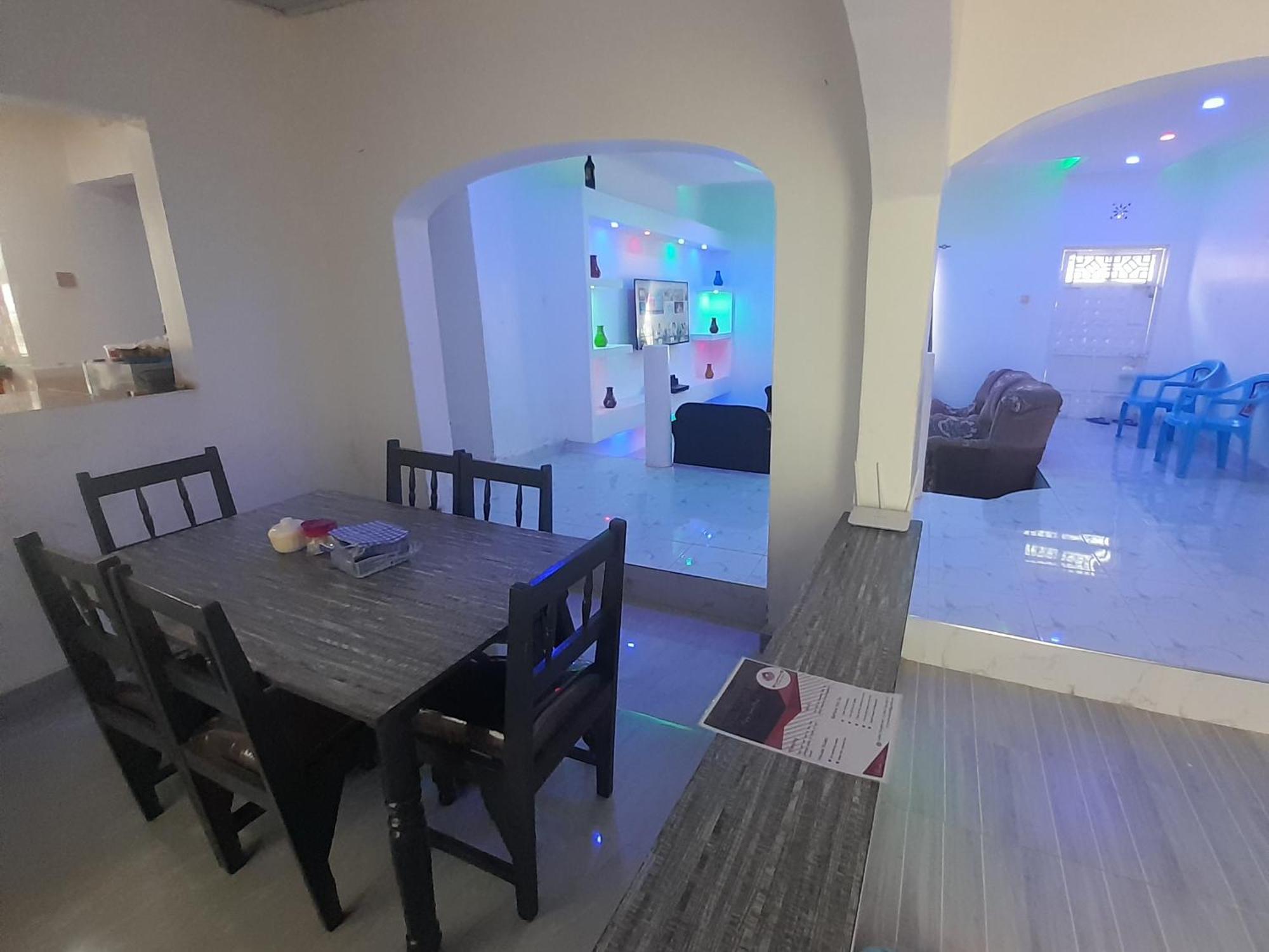 Mumias Crystal Homes Air Bnb מראה חיצוני תמונה